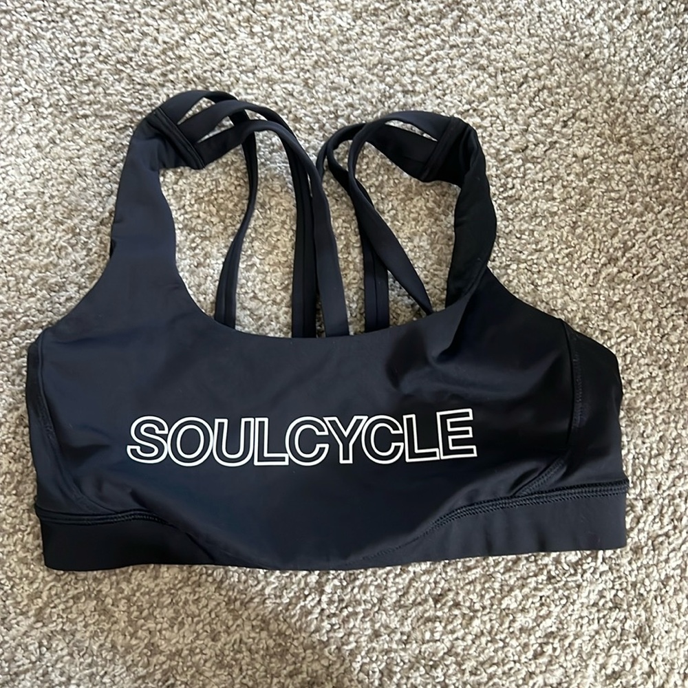 Soul cycle Lululemon sports bra size 4